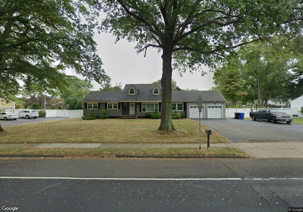 801 Middletown Lincroft Rd, Middletown, NJ 07748 - photo 1