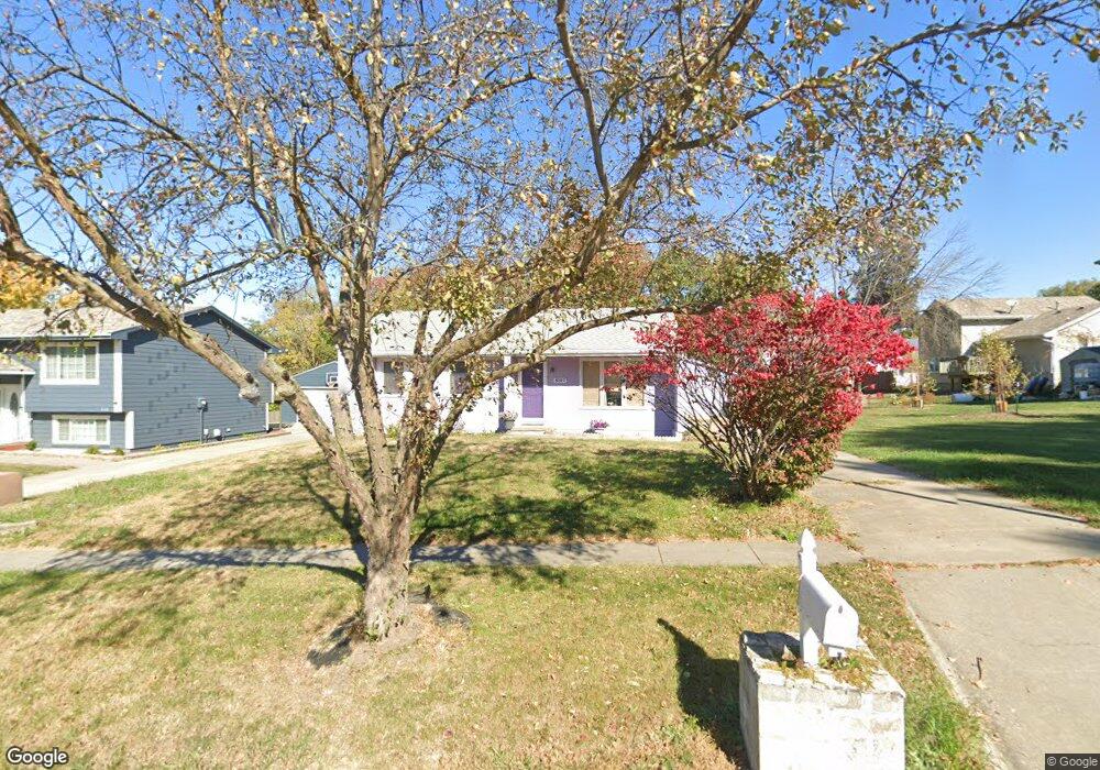 5107 Bel Aire Rd, Des Moines, IA 50310 - photo 1