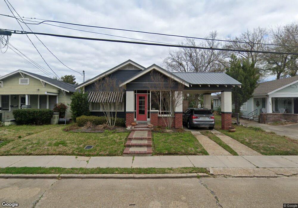 725 Iris St, Lake Charles, LA 70601 - photo 1