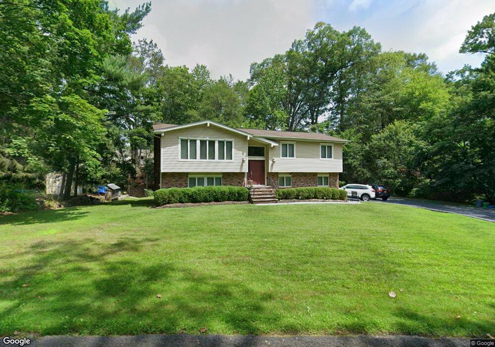 4 Old Hempstead Rd, New City, NY 10956 - photo 1