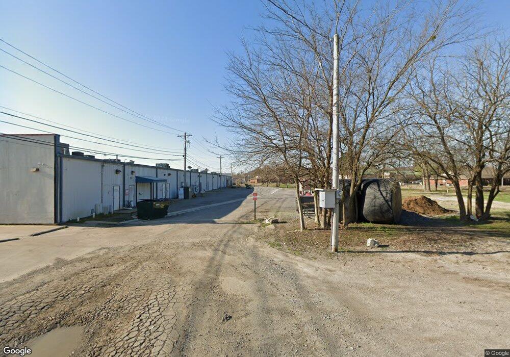 317 W College St, Tahlequah, OK 74464 - photo 1