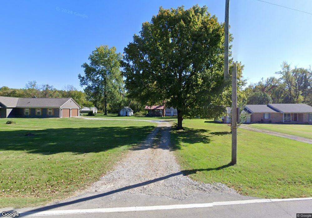 7204 E Manslick Rd, Louisville, KY 40228 - photo 1