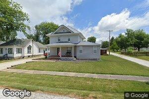 208 W 4th St, Golden, IL 62339