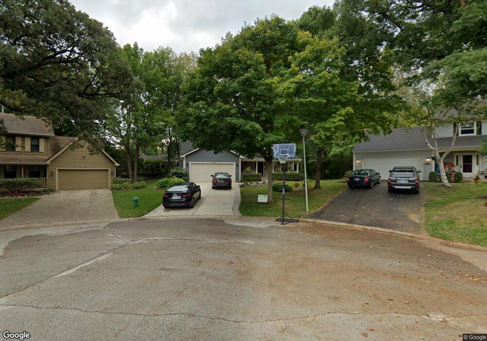 1130 Wintergreen Ct, Batavia, IL 60510 - photo 1