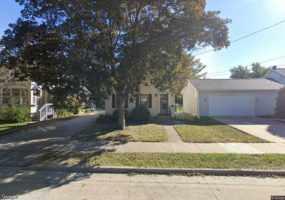 1214 Walnut St, Oshkosh, WI 54901 - photo 1