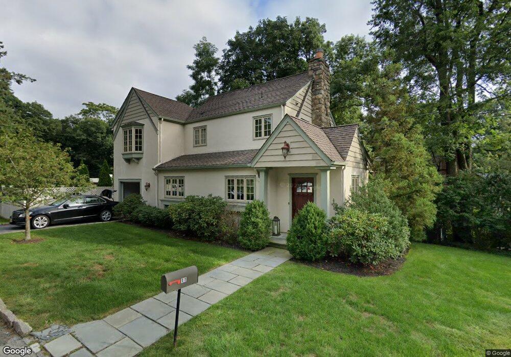 11 Meadoway, Dobbs Ferry, NY 10522 - photo 1