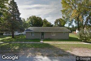 106 E Main St, Olin, IA 52320