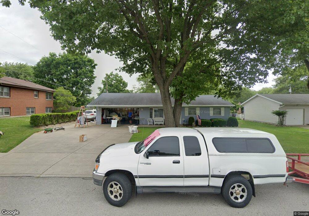 641 Sutton Dr, Xenia, OH 45385 - photo 1