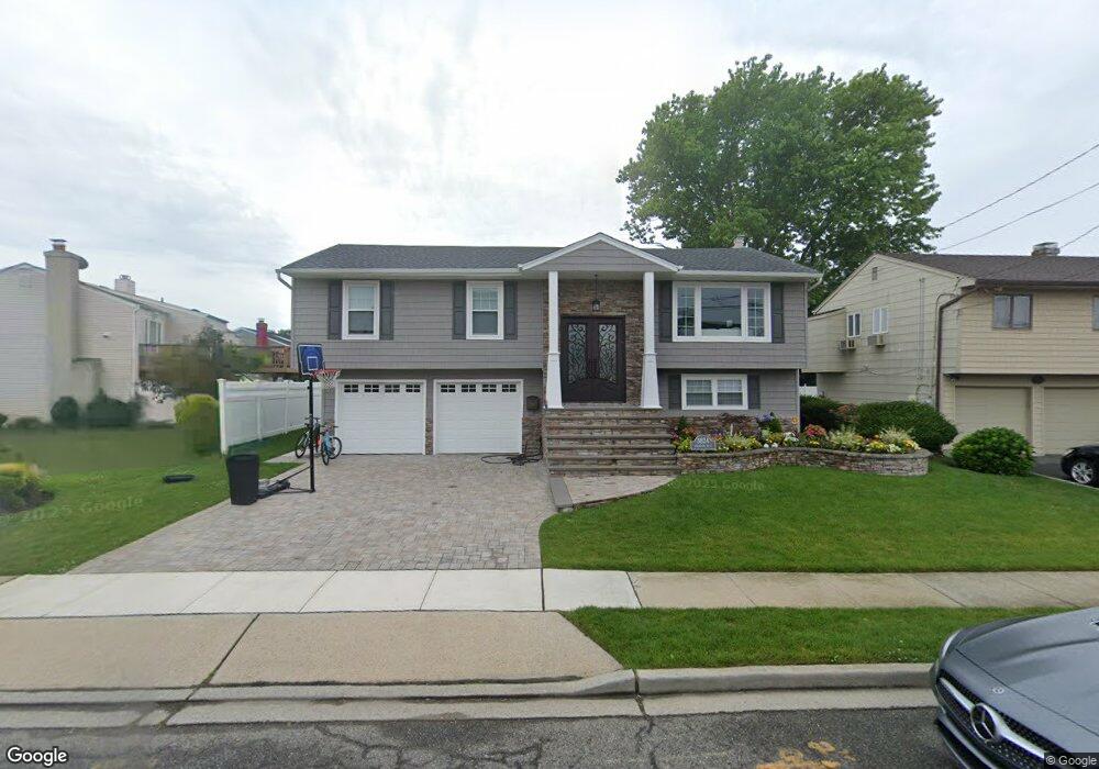 3824 Oceanside Rd E, Oceanside, NY 11572 - photo 1