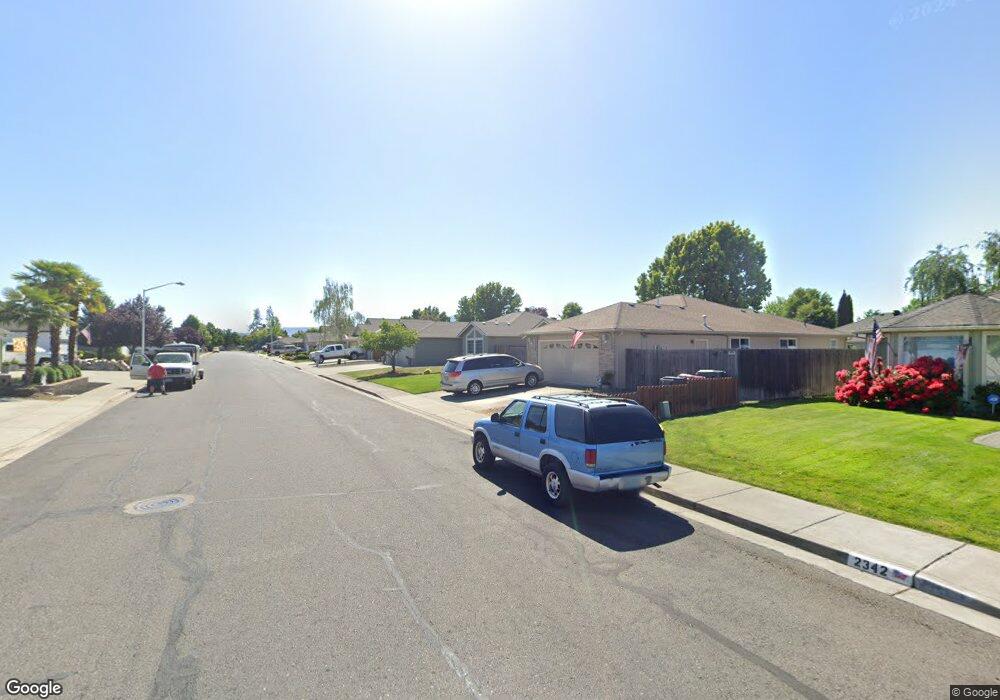 2462 St James Way, Central Point, OR 97502 - photo 1