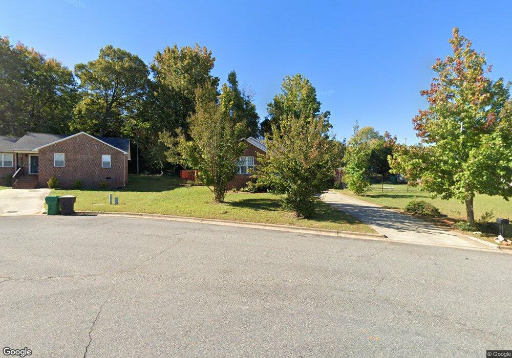 504 Bacon Ct, High Point, NC 27263 - photo 1