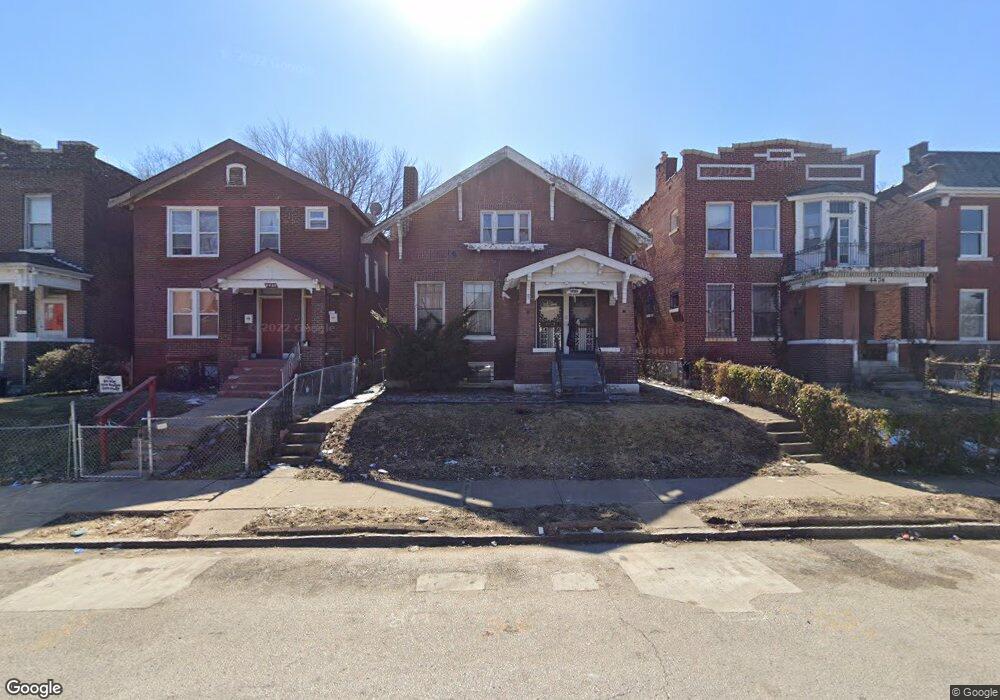 4470 Margaretta Ave, Saint Louis, MO 63115 - photo 1
