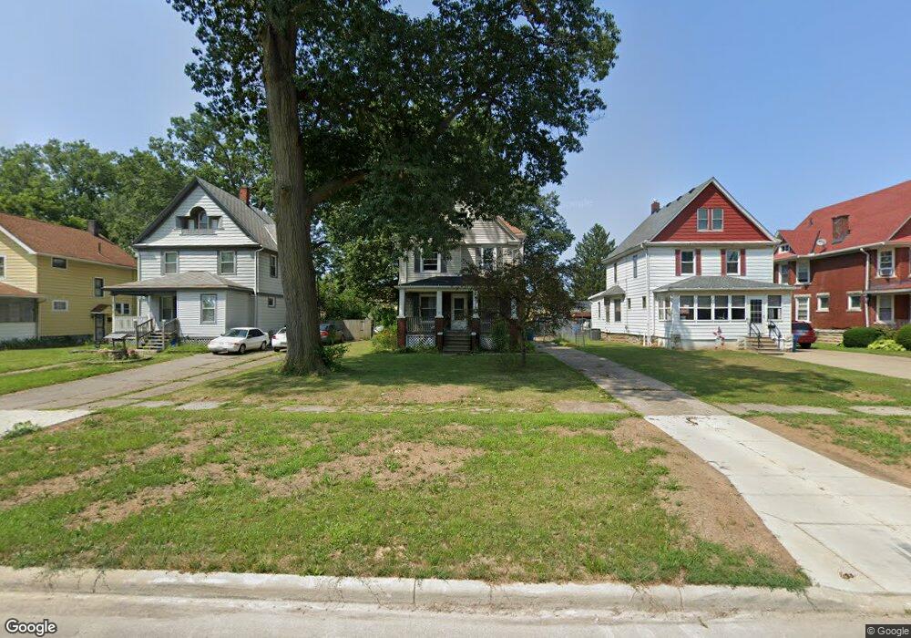 2039 E 31st St, Lorain, OH 44055 - photo 1