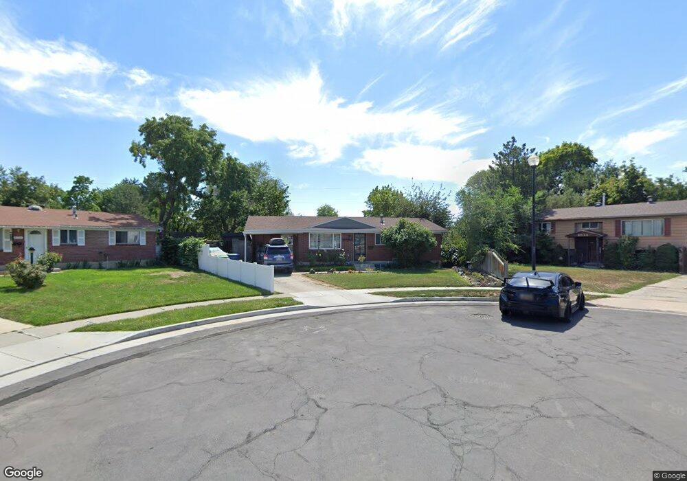 8537 Johnson Way Cir, Sandy, UT 84094 - photo 1