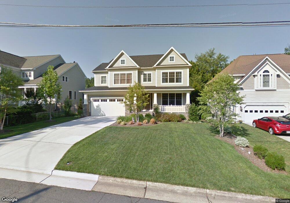 2218 Glenheather Dr, Falls Church, VA 22043 - photo 1