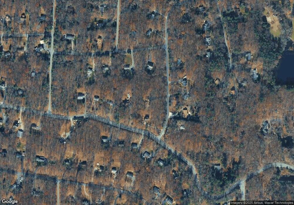 149 Palmetto Dr, Milford, PA 18337 - photo 1