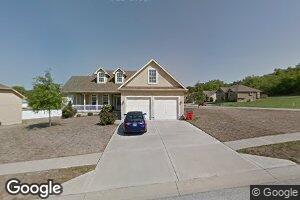 637 S Kisner Cir, Independence, MO 64056