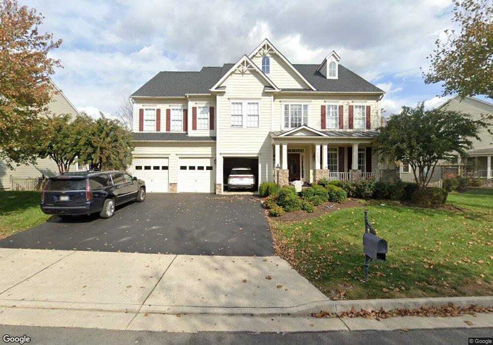 42848 Sandhurst Ct, Ashburn, VA 20148 - photo 1