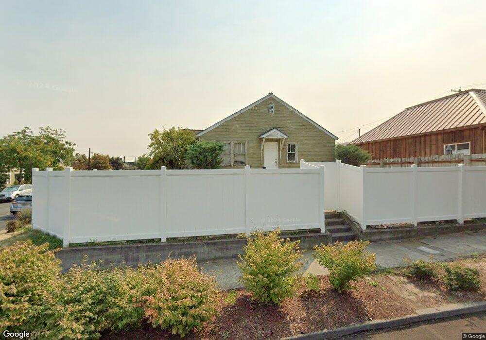 1000 E 11th St, the Dalles, OR 97058 - photo 1