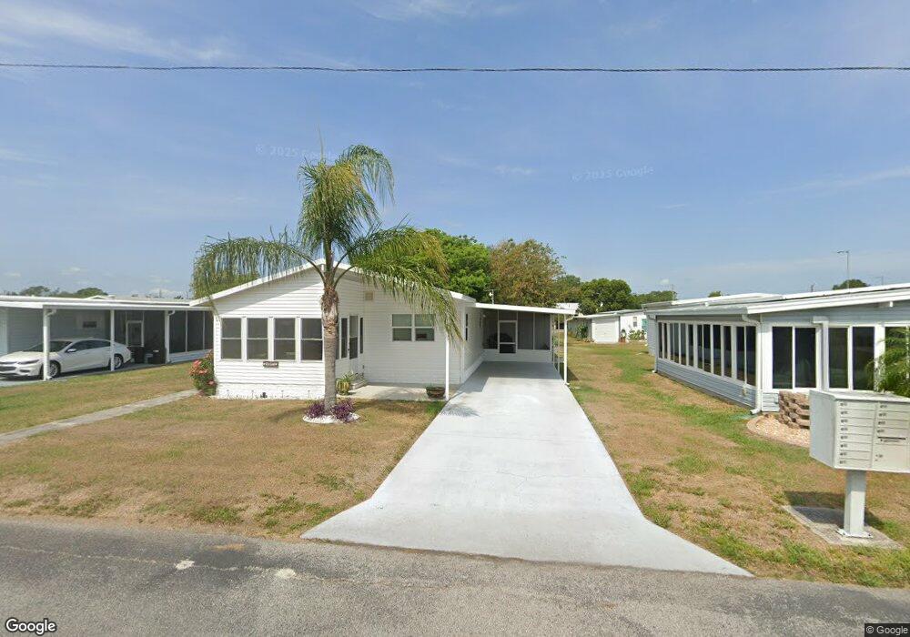 5317 Powhattan St, Zephyrhills, FL 33542 - photo 1