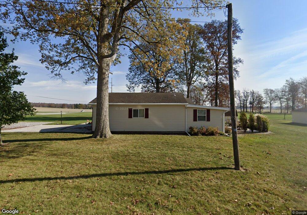 14512 Woodland Dr, Wapakoneta, OH 45895 - photo 1