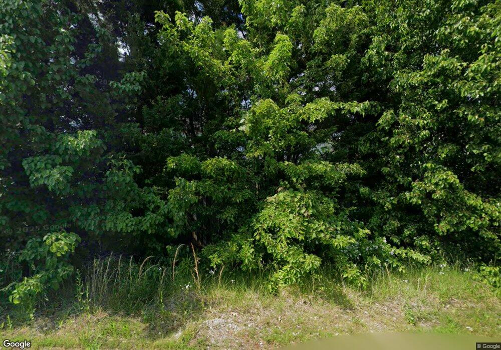 7627 Seabrook Ln, Springfield, VA 22153 - photo 1