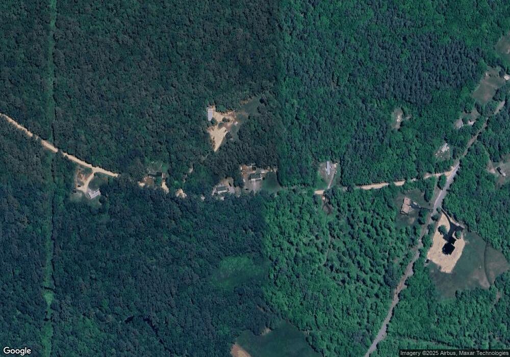 372 Hartshorn Rd, Barnstead, NH 03218 - photo 1