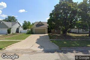 3001 W 30th St, Lawrence, KS 66047
