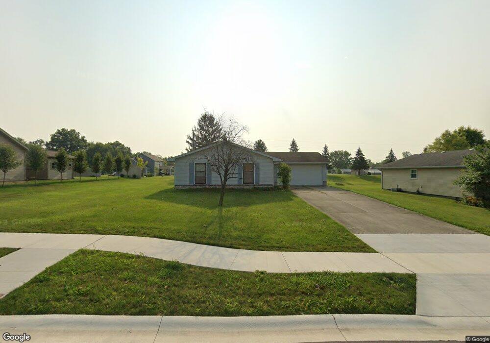 1170 Smith St, Roanoke, IN 46783 - photo 1