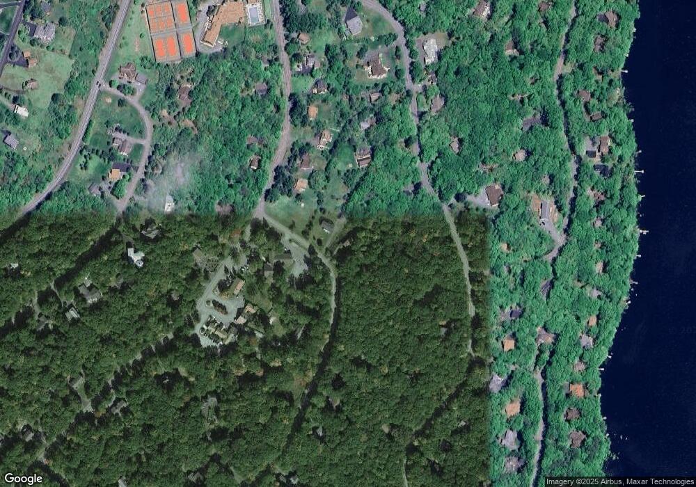 103 Willow Dr, Hawley, PA 18428 - photo 1