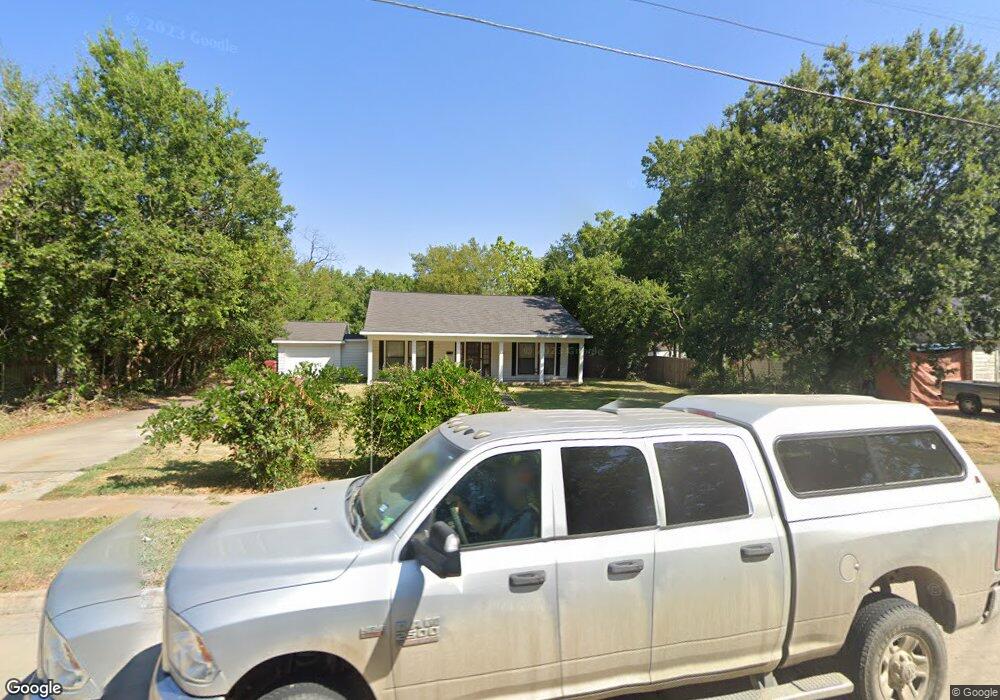 511 E 9th St, Bonham, TX 75418 - photo 1
