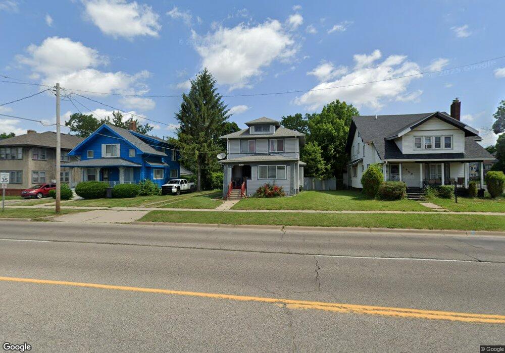 1365 Lapeer Rd, Flint, MI 48503 - photo 1