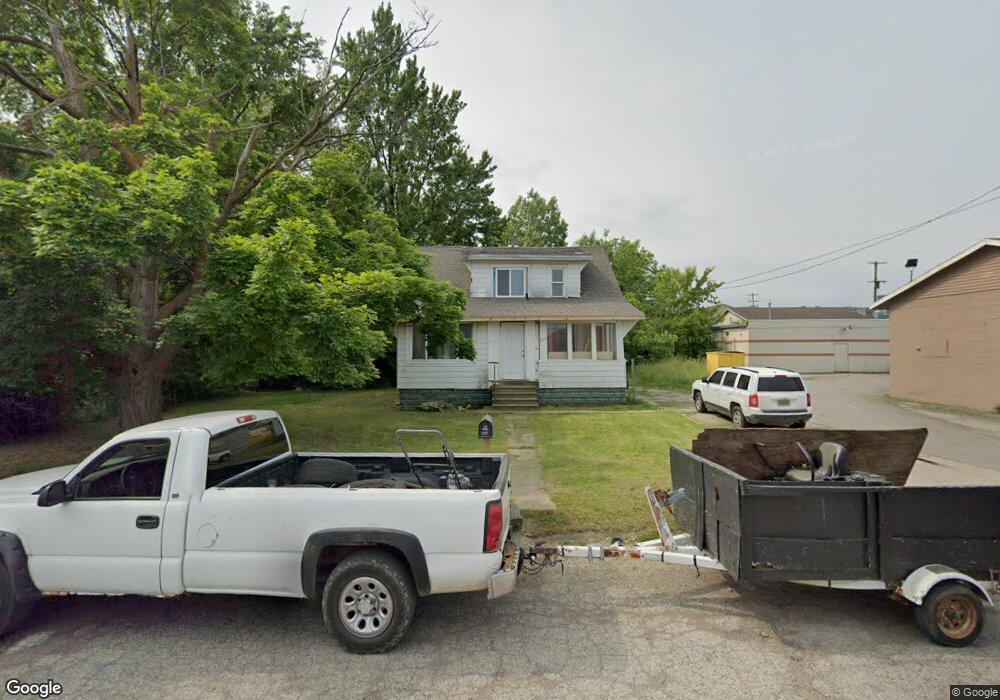 1022 E Cornell Ave, Flint, MI 48505 - photo 1