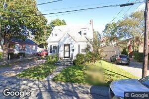 36 Hoppin Rd, Newport, RI 02840