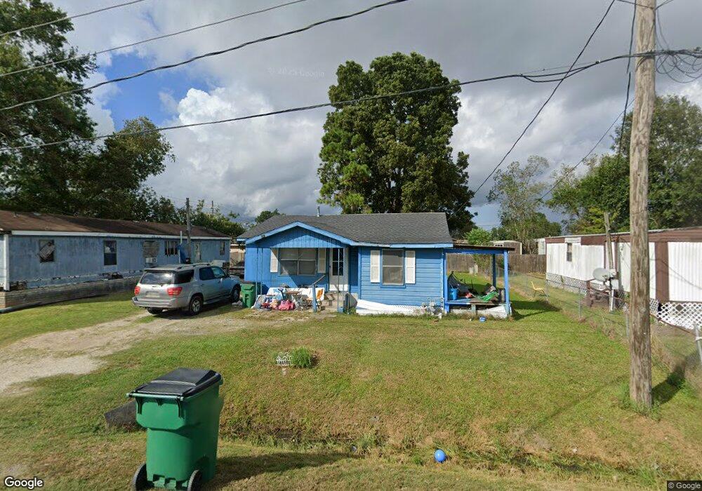 205 Carol St, Thibodaux, LA 70301 - photo 1