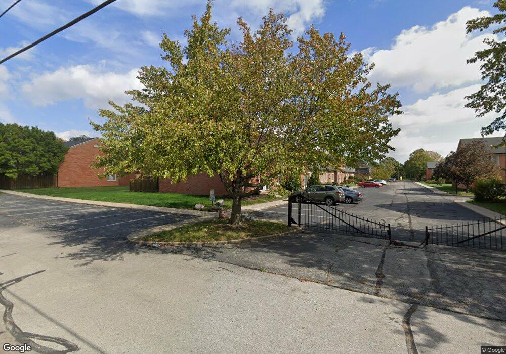 1158 Canterbury Square N, Indianapolis, IN 46260 - photo 1