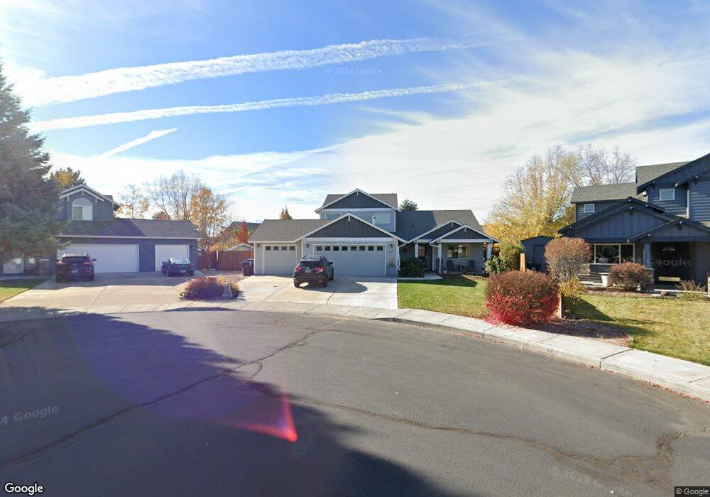 2057 NW 21st Ct, Redmond, OR 97756 - photo 1