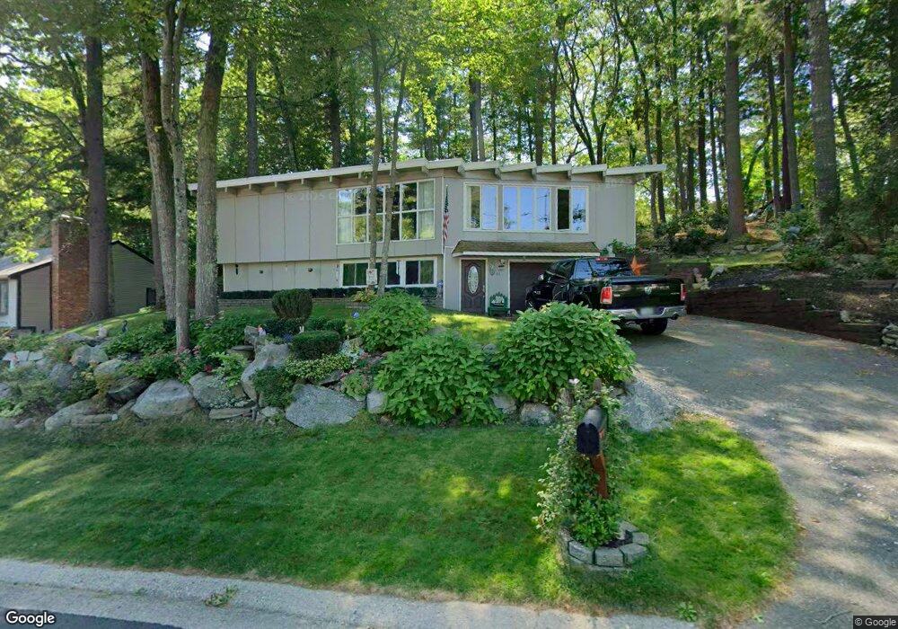 45 Robinhood Rd, Nashua, NH 03062 - photo 1