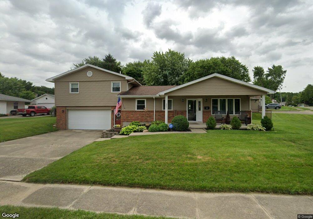321 Marshall Dr, Xenia, OH 45385 - photo 1