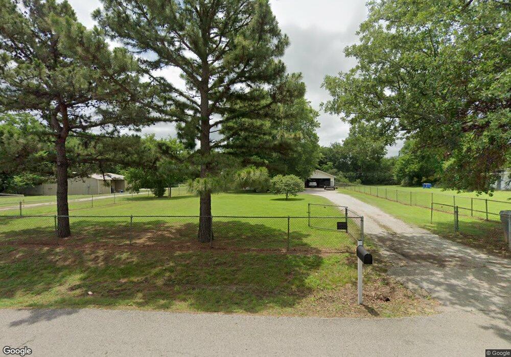 1736 3rd Ave NE, Ardmore, OK 73401 - photo 1