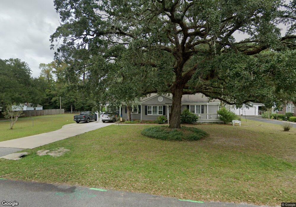 802 Thompson St, Georgetown, SC 29440 - photo 1