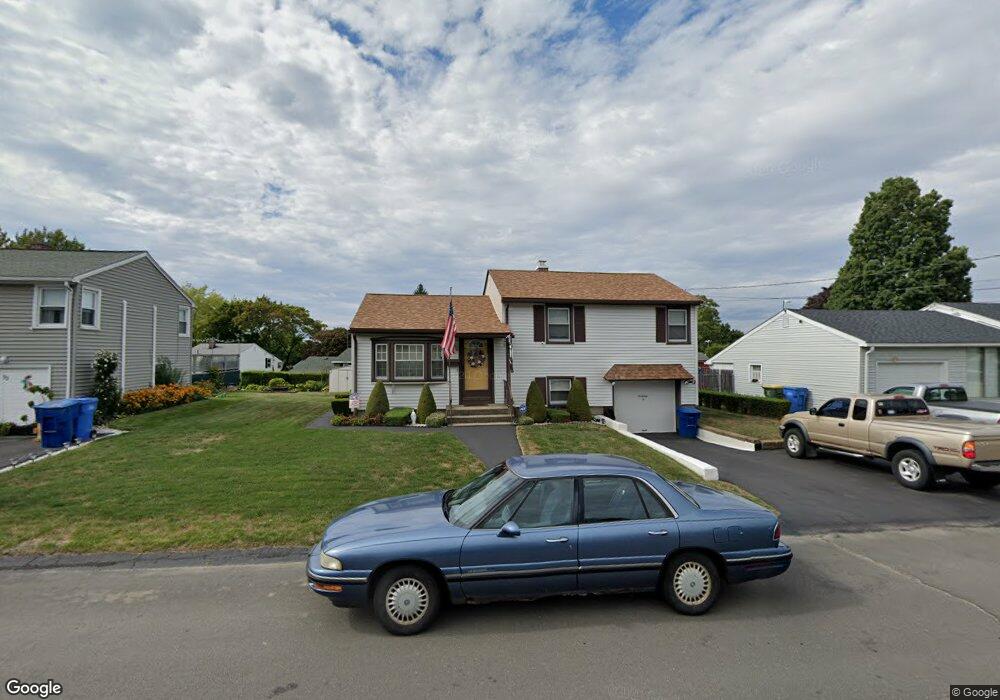 46 Cronin Dr, Waterbury, CT 06708 - photo 1