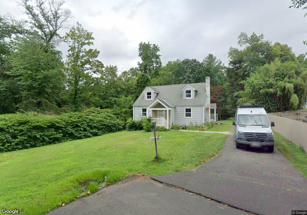 2 Rochelle Rd, Norwalk, CT 06854 - photo 1