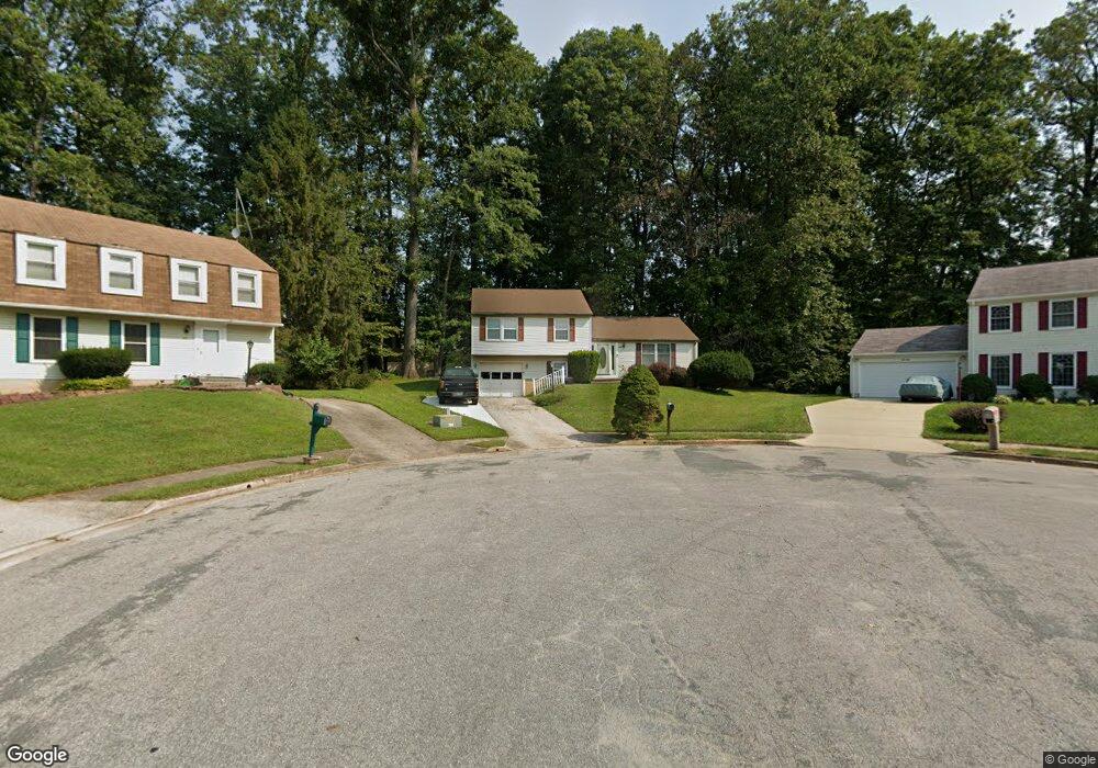 8 Fallshire Ct, Randallstown, MD 21133 - photo 1