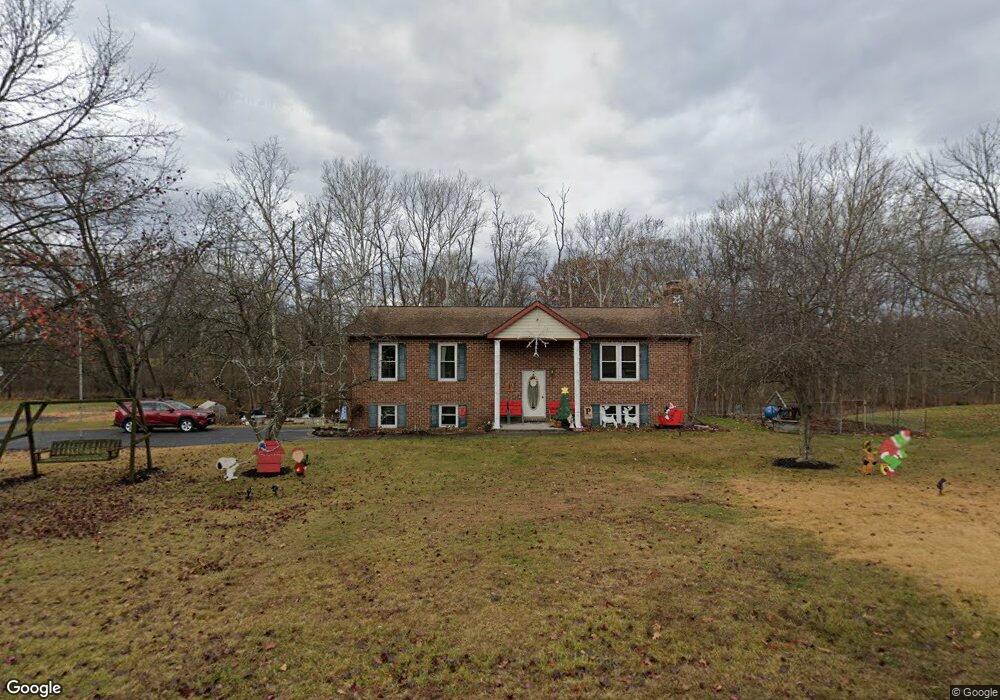 10 Robin Cir unit 22, Gettysburg, PA 17325 - photo 1