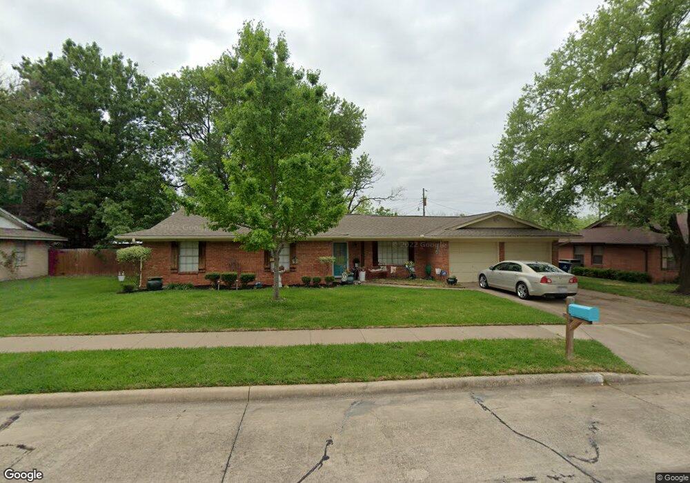 1505 Munn Dr, Ennis, TX 75119 - photo 1