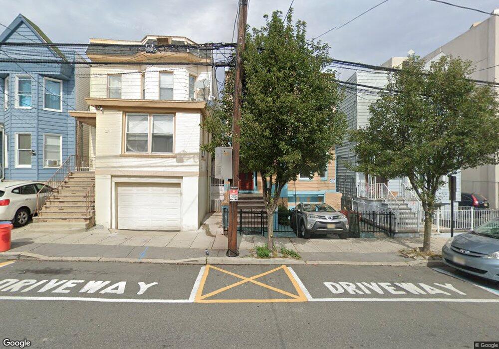 136 49th St, Union City, NJ 07087 - photo 1