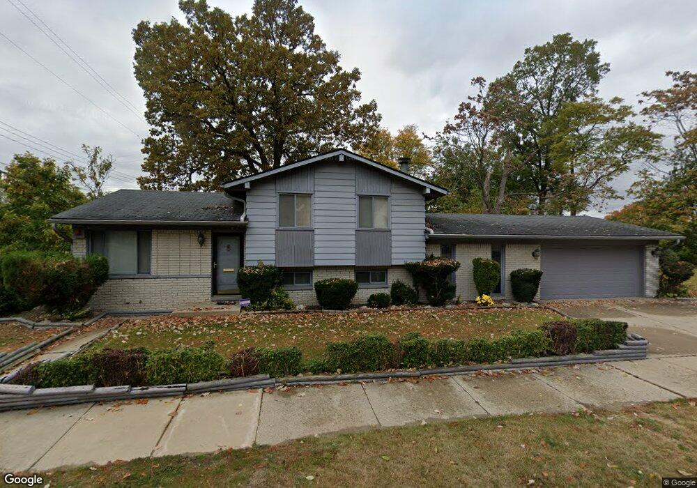 21005 Woodside Ave, Ferndale, MI 48220 - photo 1