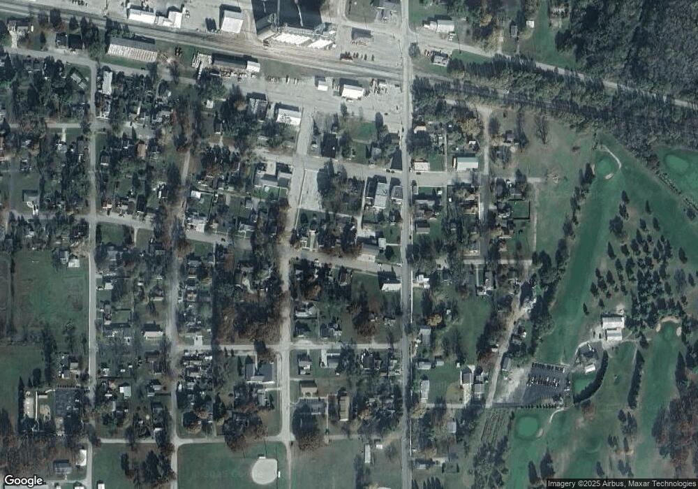 5 W Pearl St, Hamlet, IN 46532 - photo 1