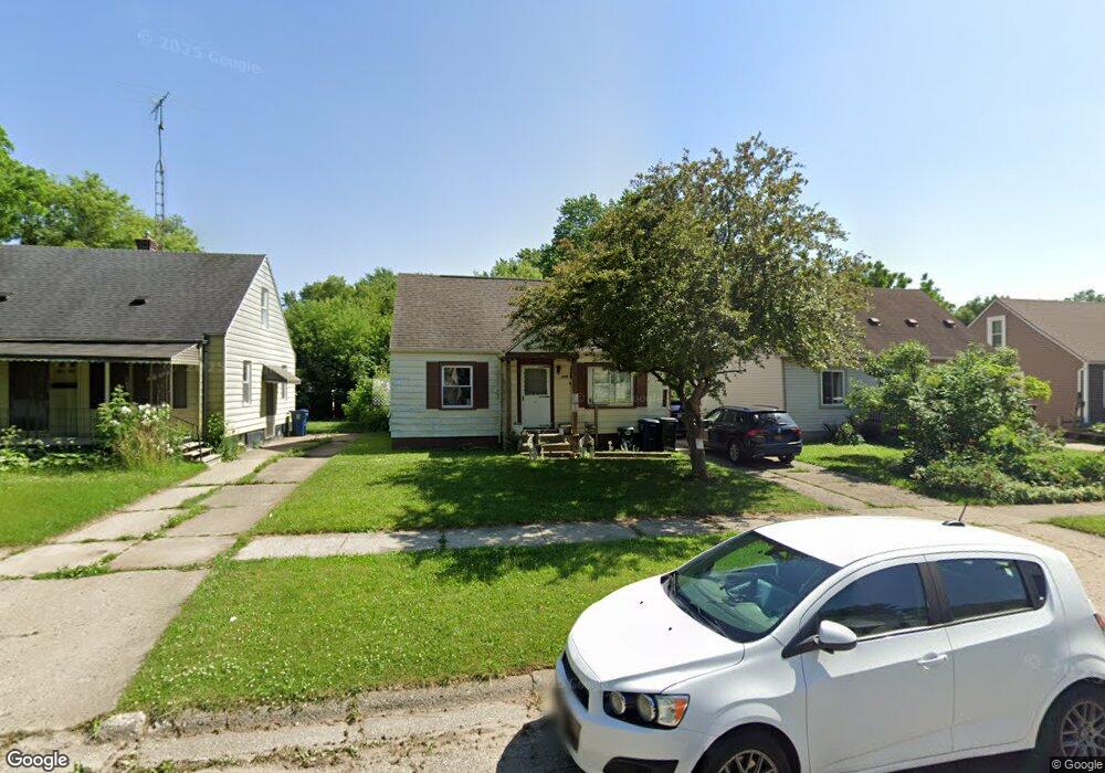 729 Clinton St, Flint, MI 48507 - photo 1